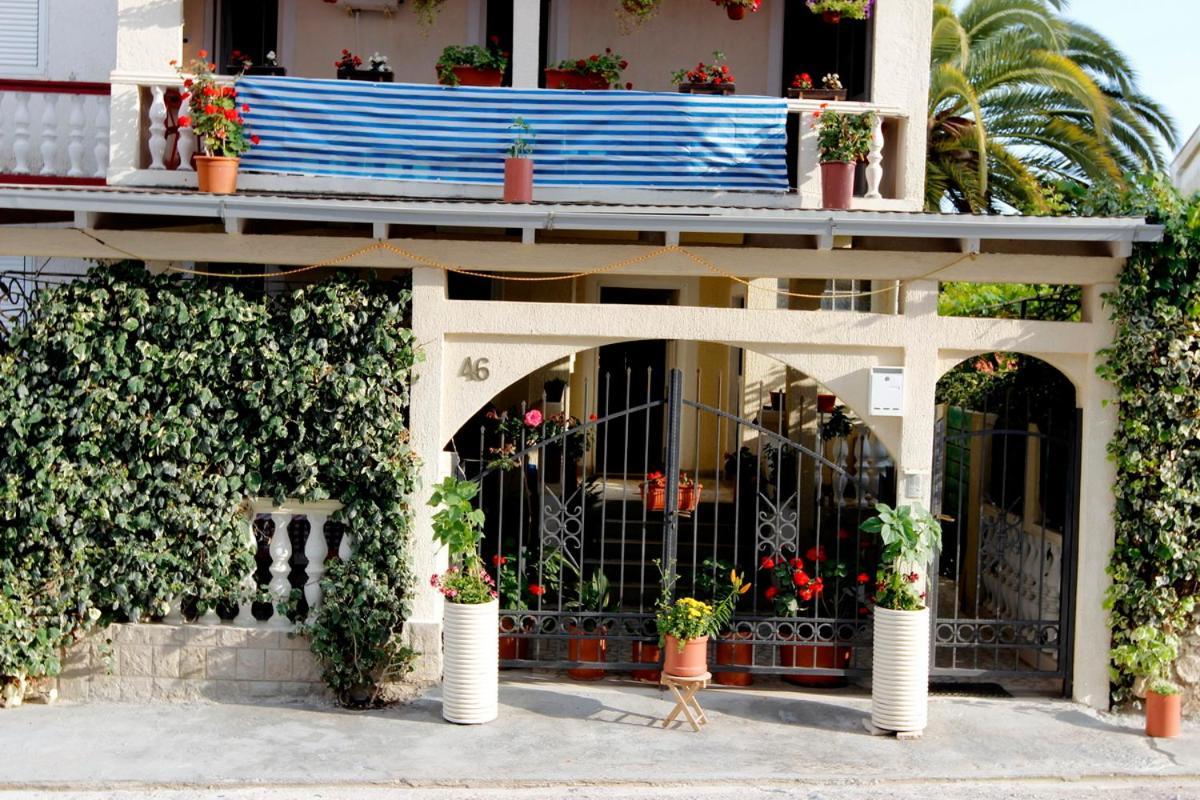 Apartment Sandra Budva Luaran gambar